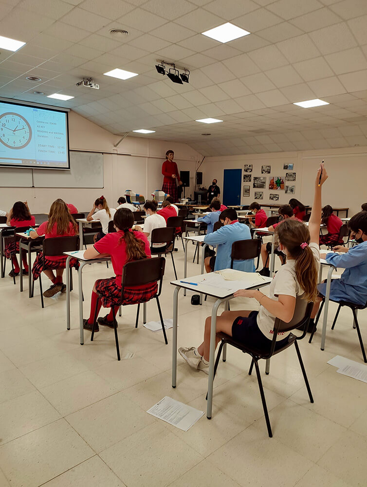 Idiomes, primària Escola Montcau – La Mola Matadepera