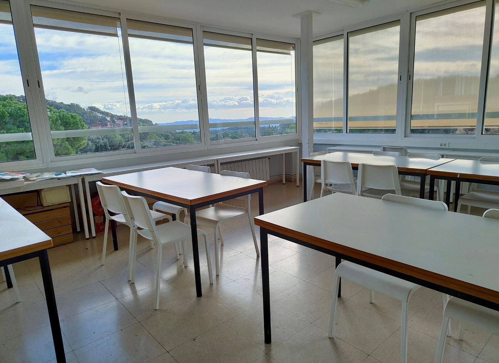 Aula secundària Escola Montcau – La Mola Matadepera