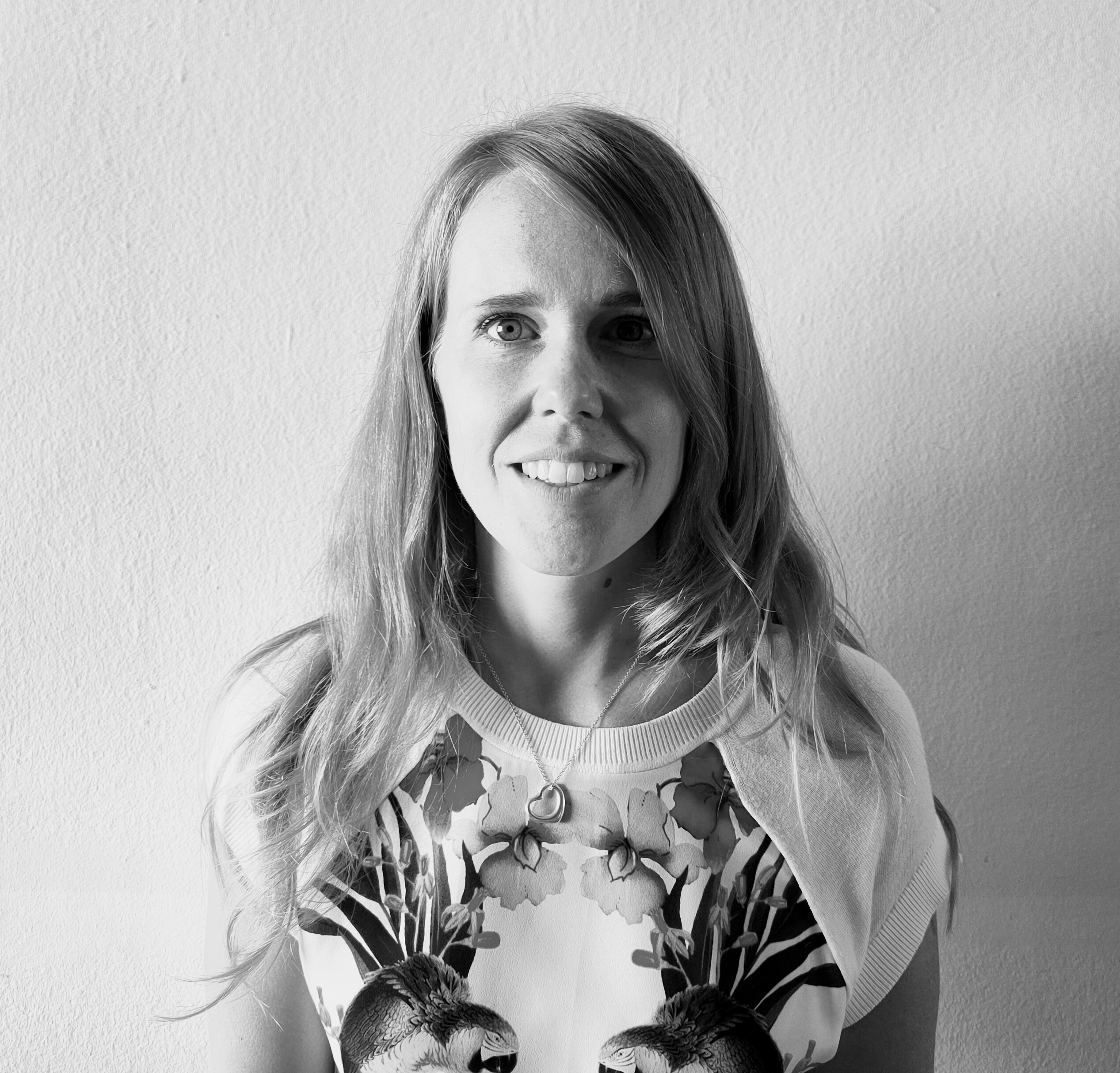 claire-louise-fretwell-montcau-la-mola